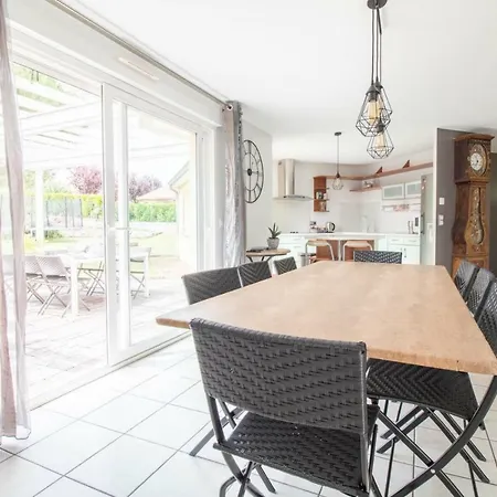 De La Plaine Holiday home *