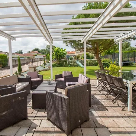 De La Plaine Holiday home Saint-Ignat